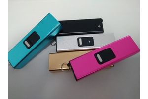 一款方便攜帶的微型電擊棍